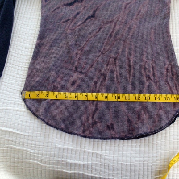 Handmade tie dye thermal top by Hue Revival - Picture 12 of 12